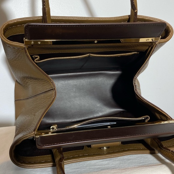 *Authentic* MaxMara handbag - Picture 6 of 16